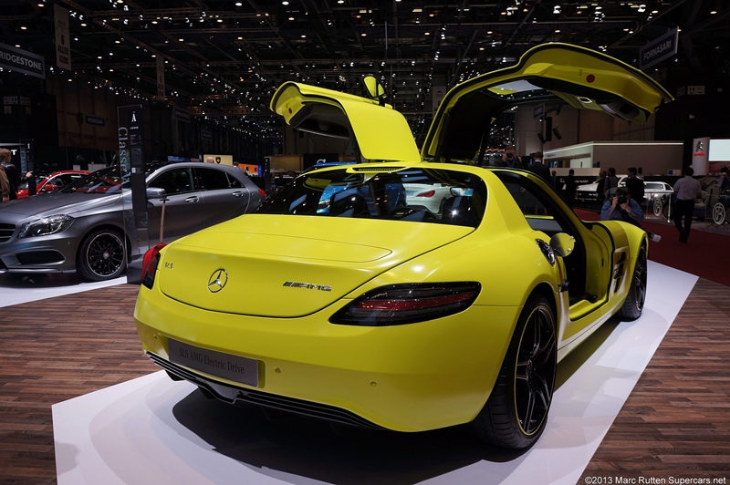 مرسدس بنز مدل SLS AMG الکتریکی